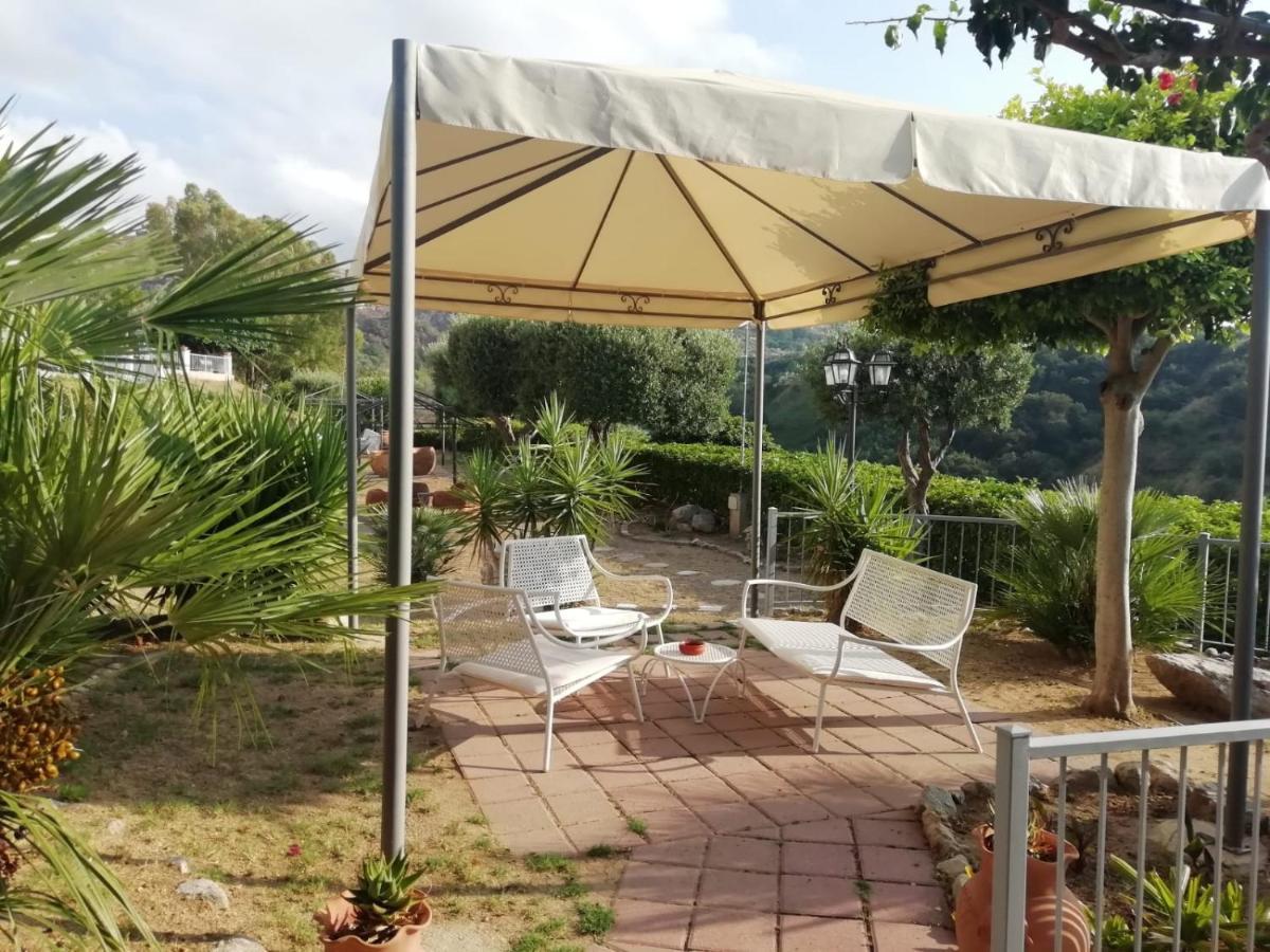 Villa Del Conte Drapia Dış mekan fotoğraf