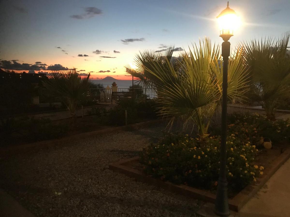 Villa Del Conte Drapia Dış mekan fotoğraf