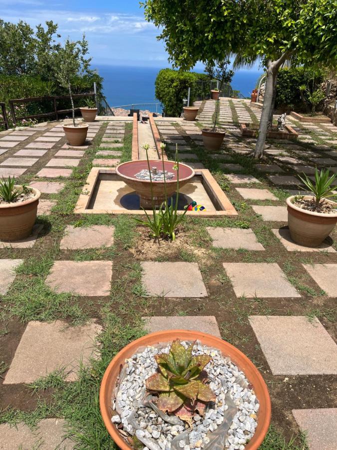 Villa Del Conte Drapia Dış mekan fotoğraf