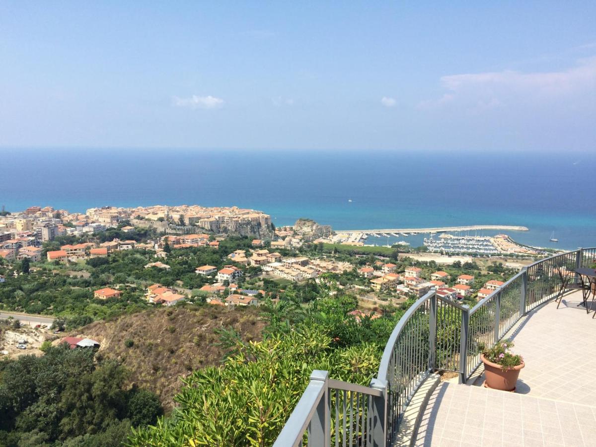 Villa Del Conte Drapia Dış mekan fotoğraf