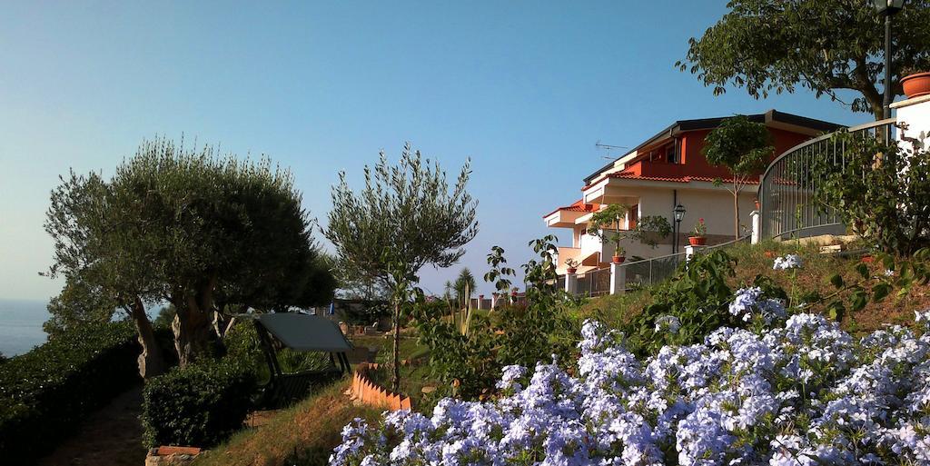Villa Del Conte Drapia Dış mekan fotoğraf