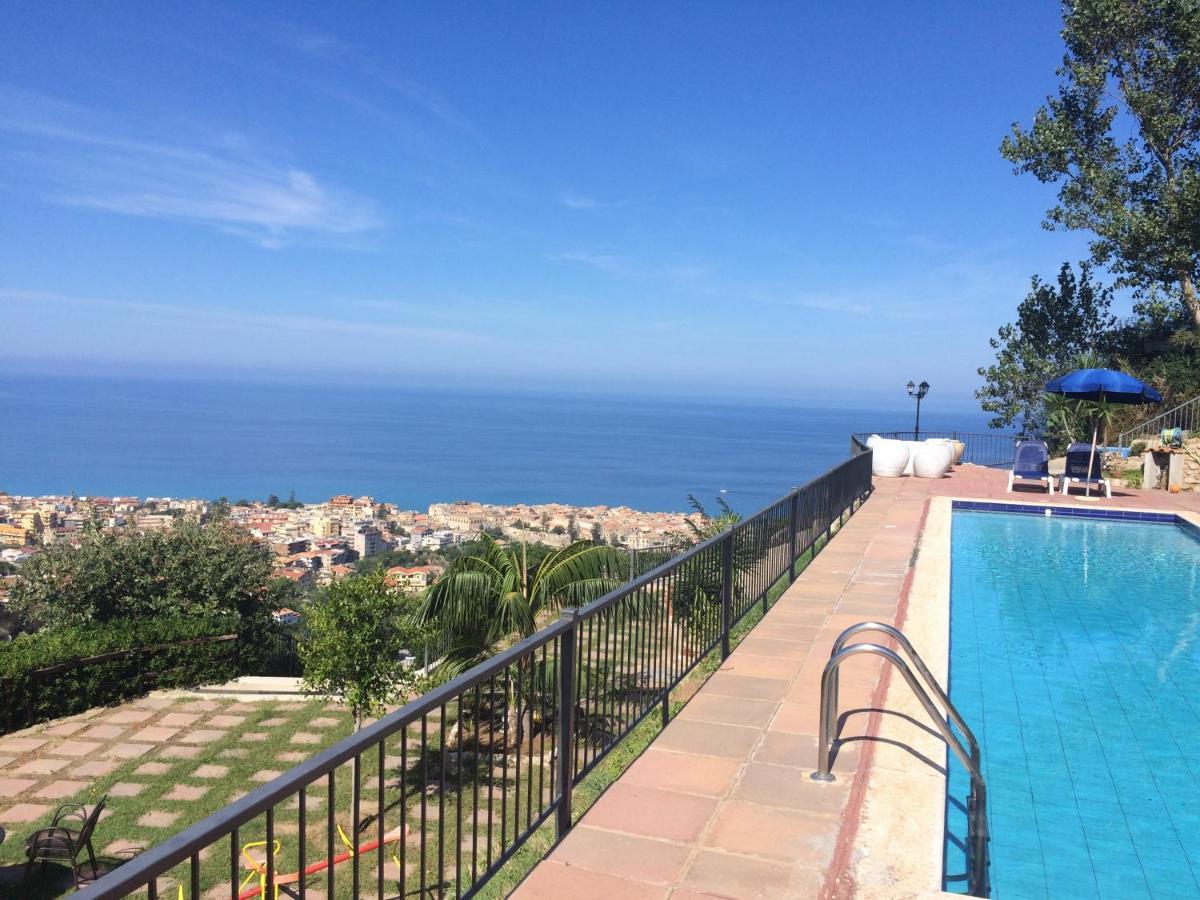 Villa Del Conte Drapia Dış mekan fotoğraf