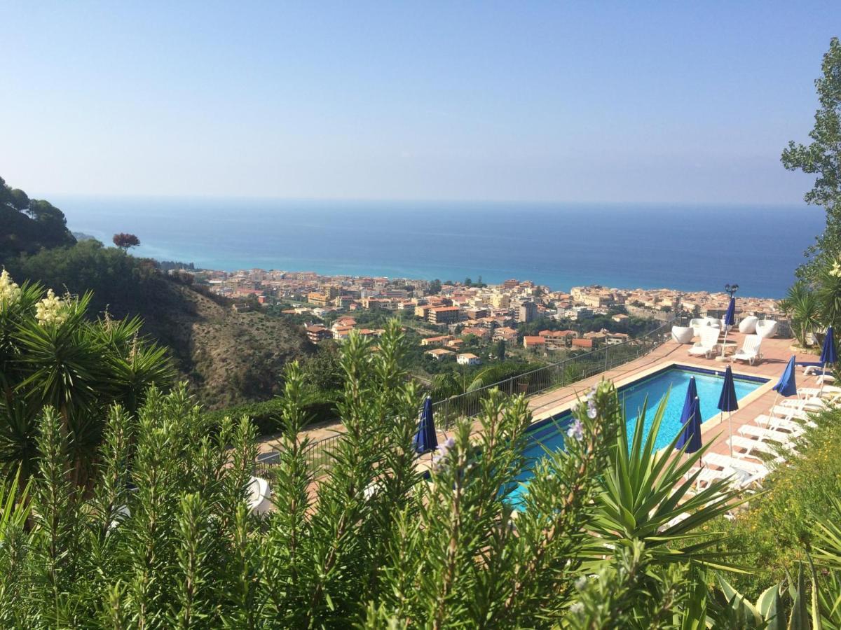 Villa Del Conte Drapia Dış mekan fotoğraf